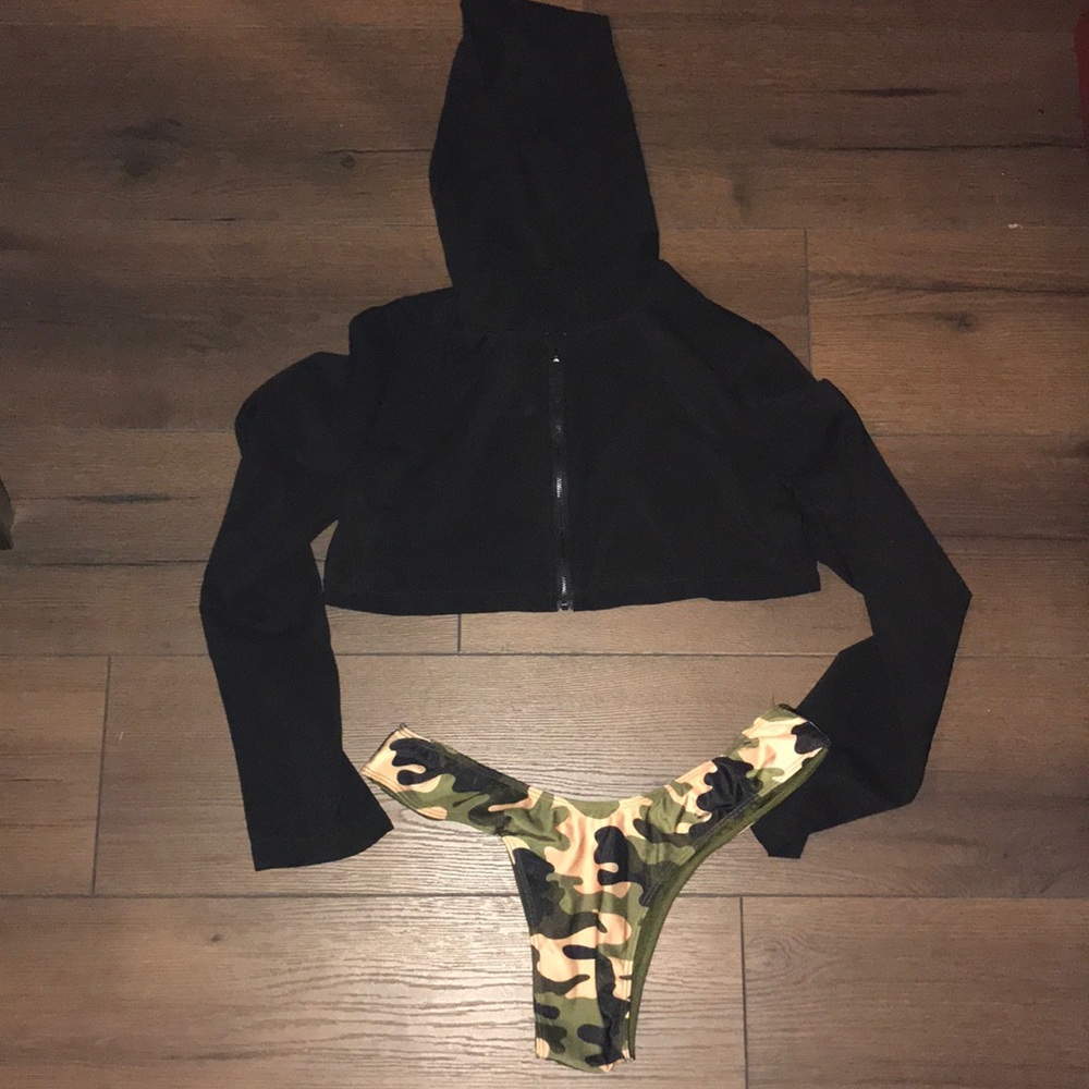 ⭐️HOT camo print bottom & black jacket swimsuit